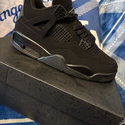 Jordan Retro 4s “ Black Friday Release” Men’s SZ 10