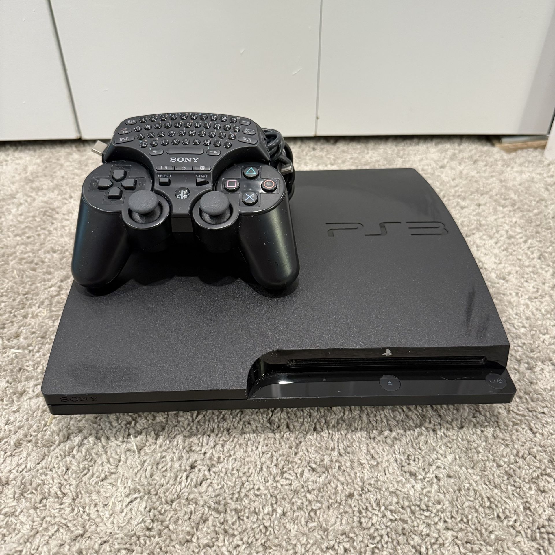 Sony PlayStation PS3 300GB CECH-3001B Console 1 Controllers & Cords