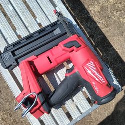 Milwaukee Nail Gun 18 Gauge Band New In Box!!