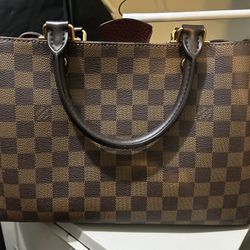 LV