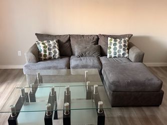 Couch and coffee table with 2 stands