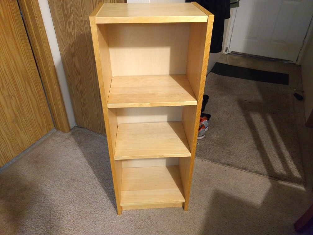 3 shelf bookshelf