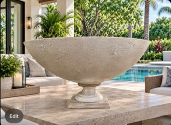 Extra extra large planter/urn