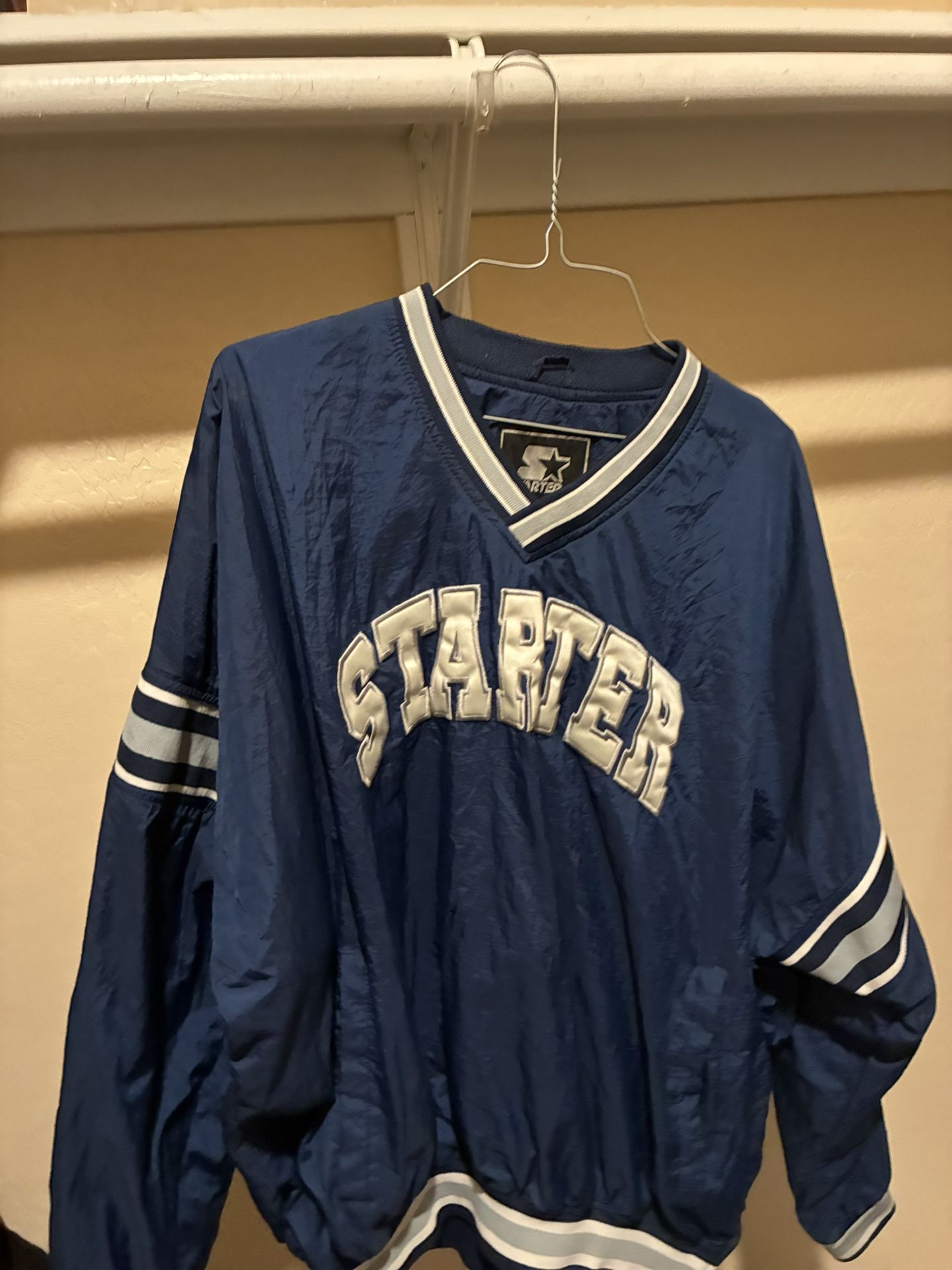 🔥 Vintage 90s Starter Windbreaker – 2XL – Made in Korea – Clean Condition 🔥 Price: $75(open to reasonable offers) Condition: Great vintage shape S