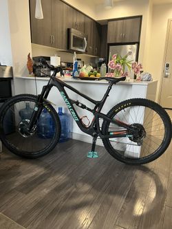 Santa Cruz Hightower C