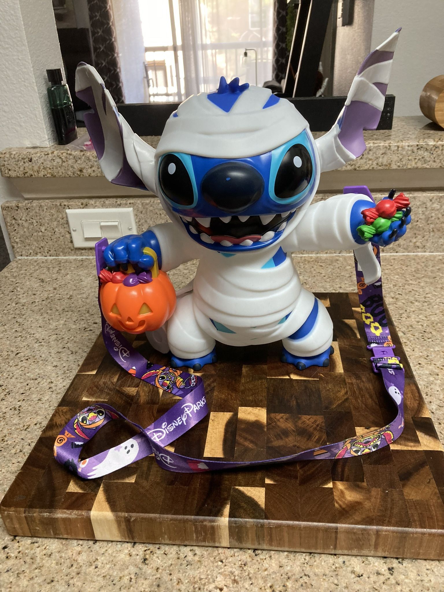 2025 Disney Parks Happy Halloween Stitch Mummy Popcorn Bucket Light Up GITD π