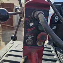 Milwaukee magnetic drill press