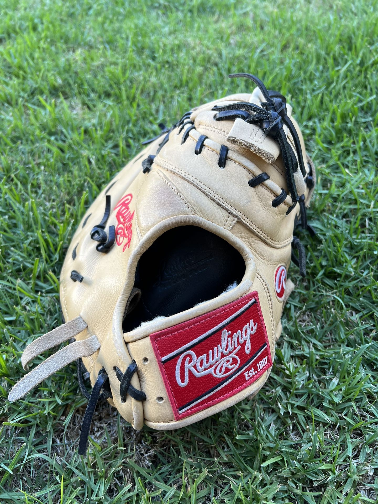 First Basemen Glove for Sale in Paramount, CA OfferUp