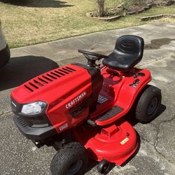 Craftsmen 42” Riding Mower 