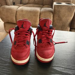 Men’s Jordan FIBA 9.5