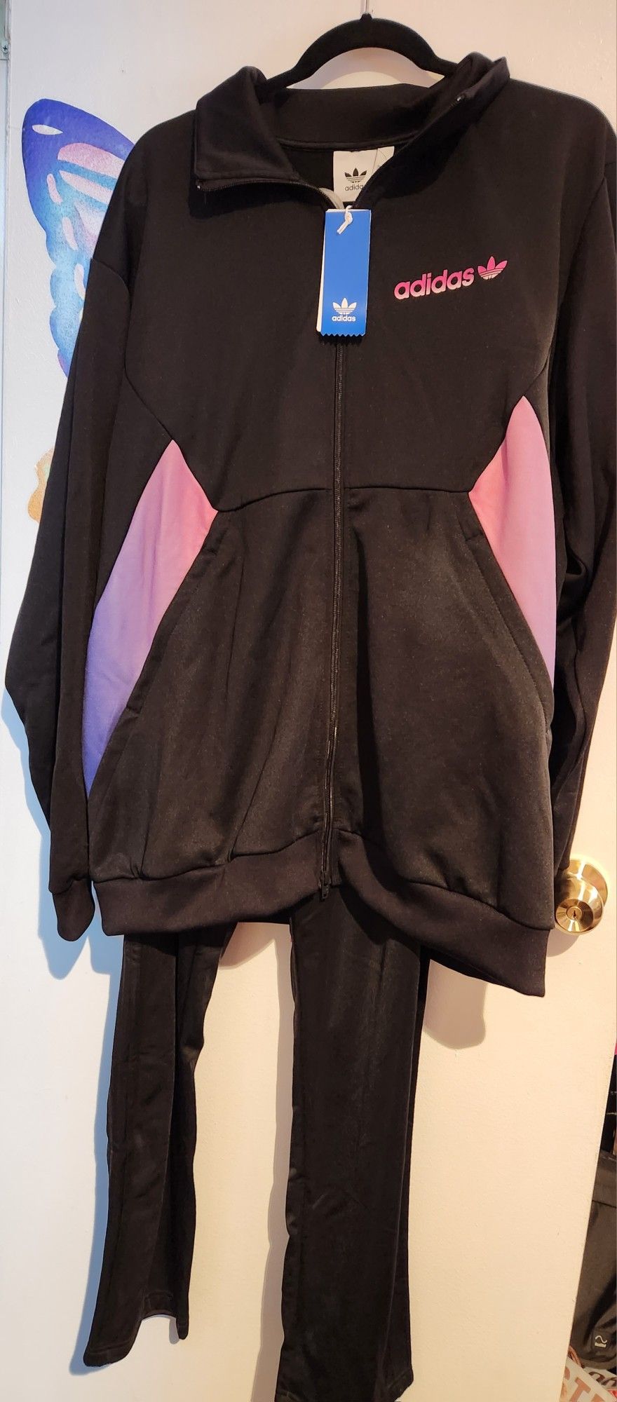NWT ADIDAS SWEAT PANTS SET