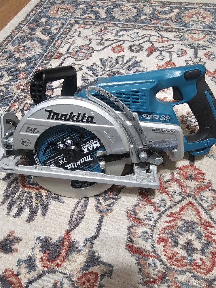 MAKITA 36V SAW
