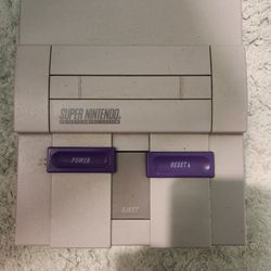 Super Nintendo Game Console 