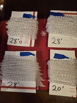 Shiny irredescent pearl beaded garland