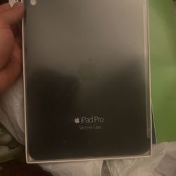 iPad Pro 9.7’ Silicone Case