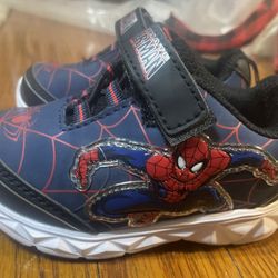 New Marvel Spiderman Sneaker Shoes size 6