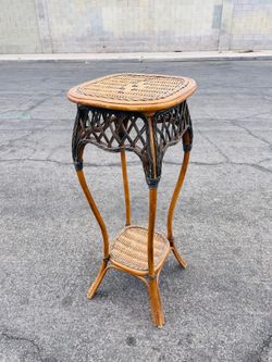 Wicker table