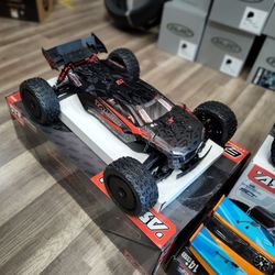 ARRMA talion EXB 6s brushless electric RC speed truck 75 MPH out of the box