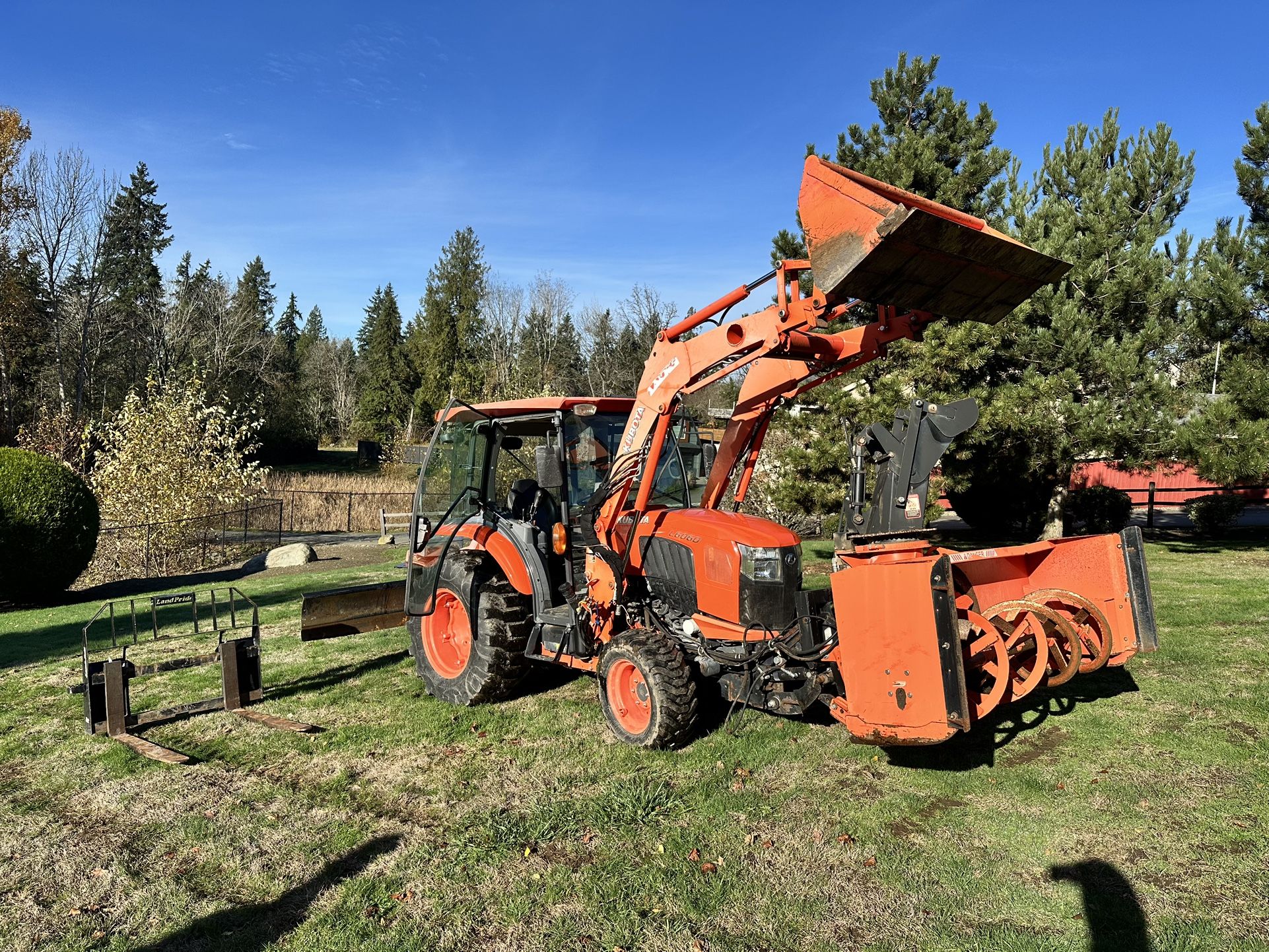 Kubota L6060 W/cab And Implements