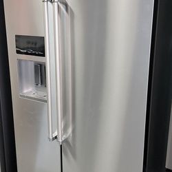 KitchenAid Stainless side/side Refrigerator With Warranty Delivery Available Fee depends on Address 🚚 🛻 🏠 