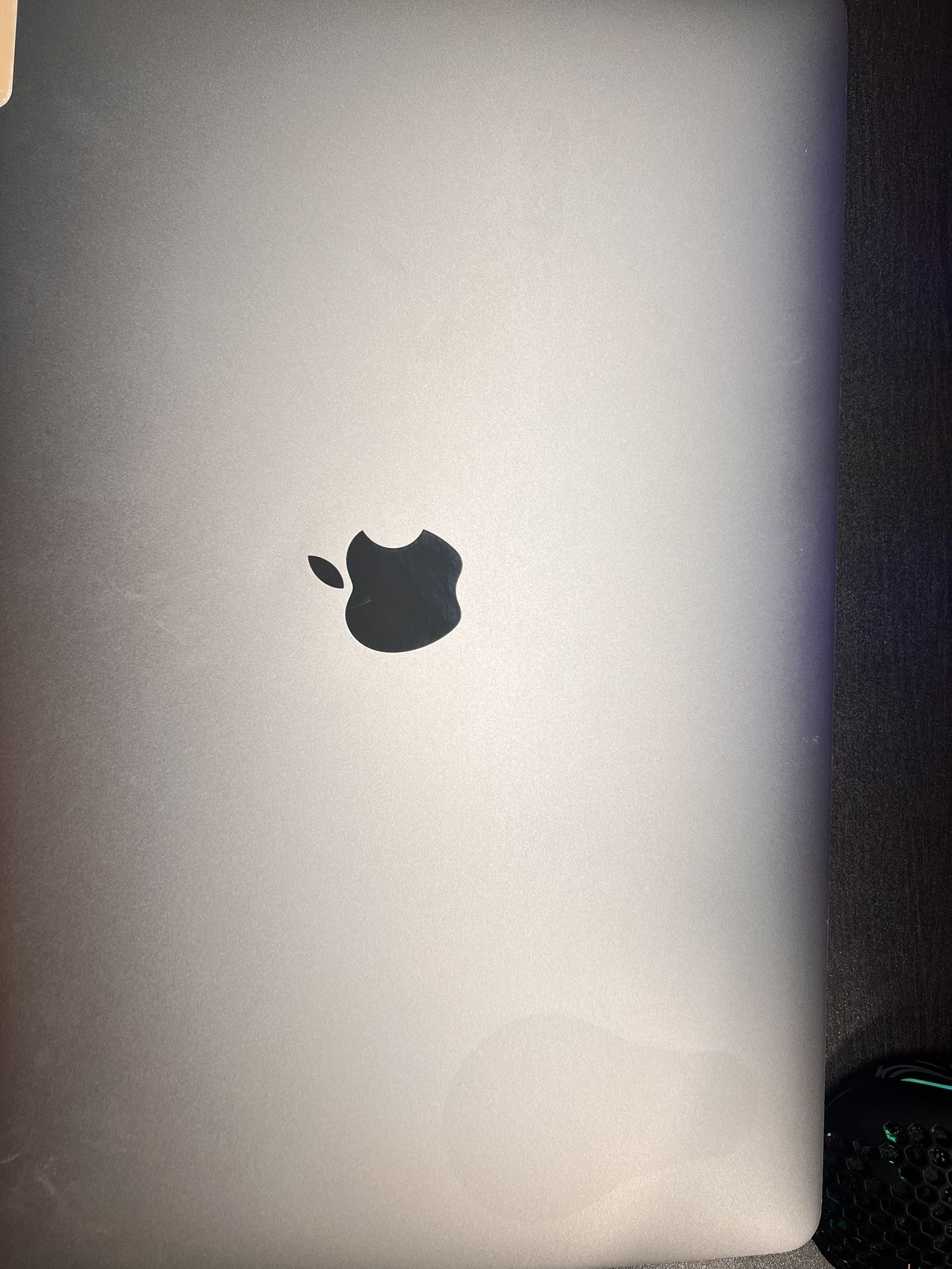 MacBook Pro 2019 - 16GB, 15 Inch, 256 GB HD