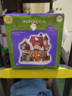 Santa's Workbench Toy Shop With Interior View