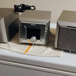 Phillips Small Home Theater 