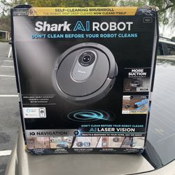 Shark AI Robot Vacuum R201