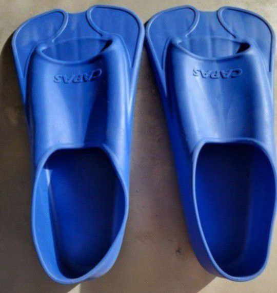 Water Shoes Brand New  Size Xl for men and women  size is on the picture 