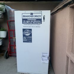 40 Gallon Electric Water Heater 