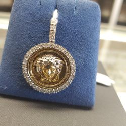 10k Gold Diamond Pendant 5.8 Grams Layaway Available If You Are Interested Ask For Maribel Thank You 😊 