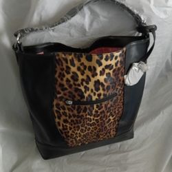 NWT- ANIMAL PRINT STUDDED PURSE TOTE BAG