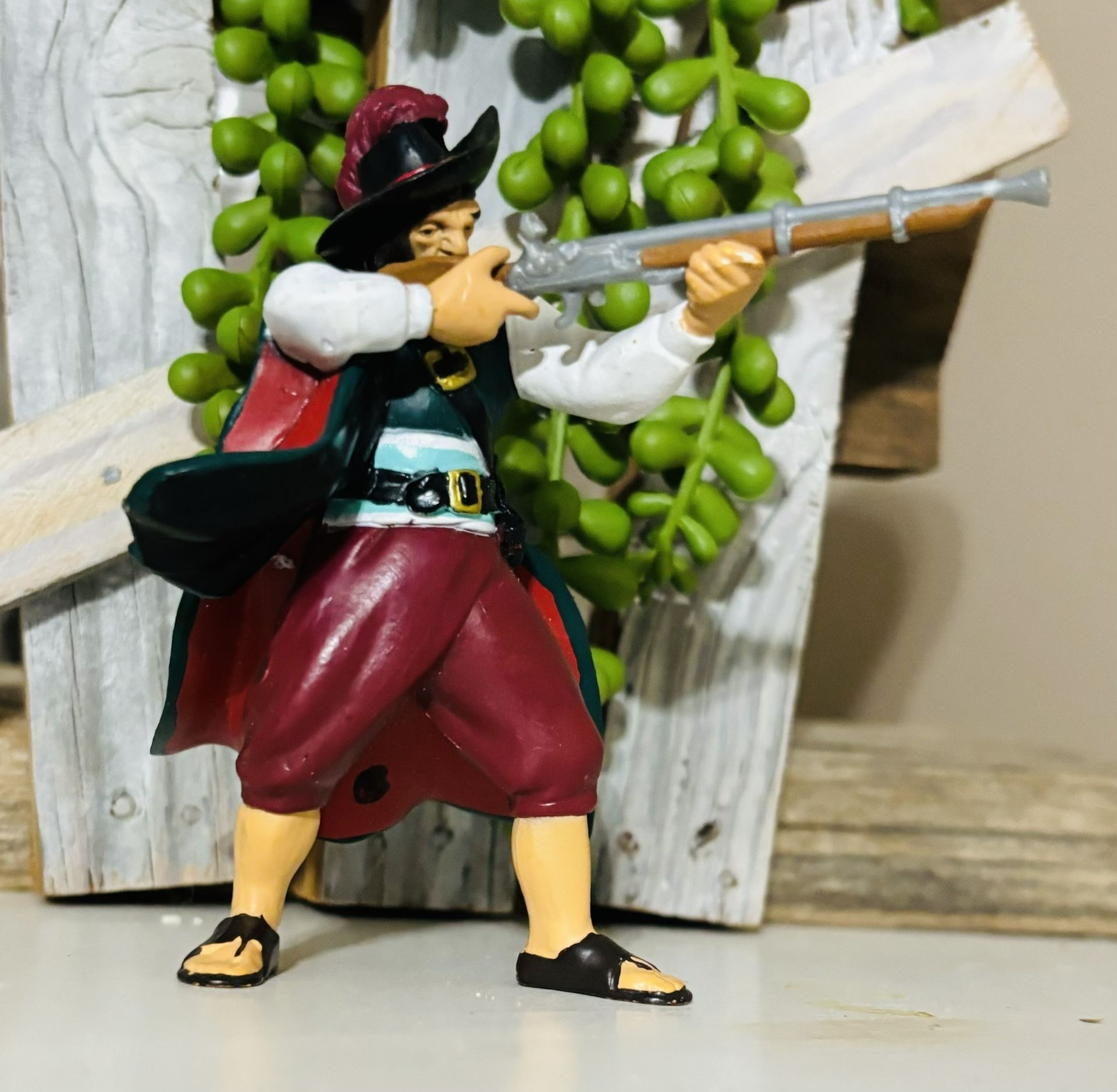 RARE Vintage Privateer Corsair Pirate Swashbuckler w/Muskat