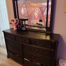 Bedroom dresser