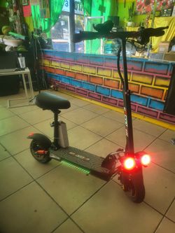 Electric Scooter 30mph 800watts motor