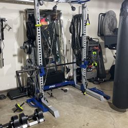 Squat Rack And Lat Pull Down Machine 