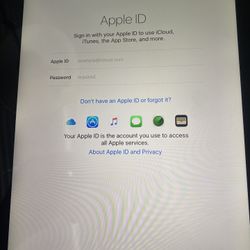 Apple IPad A1458 4th Gen
