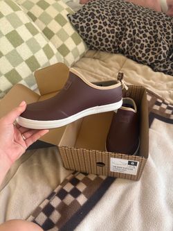 Dry Brand clogs