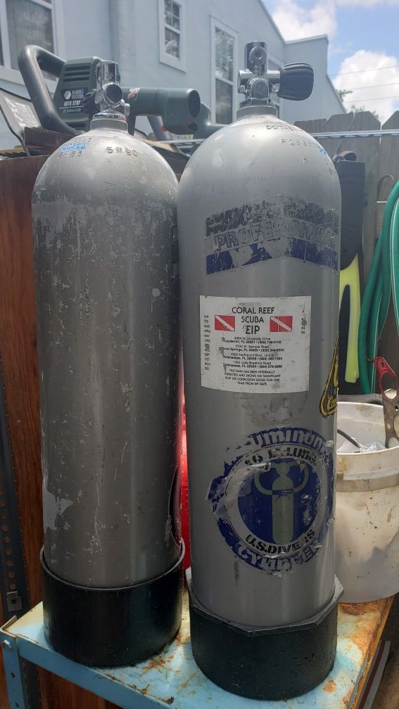 2 Luxfer Aluminum 80 Scuba Tanks for Sale in Boca Raton, FL OfferUp