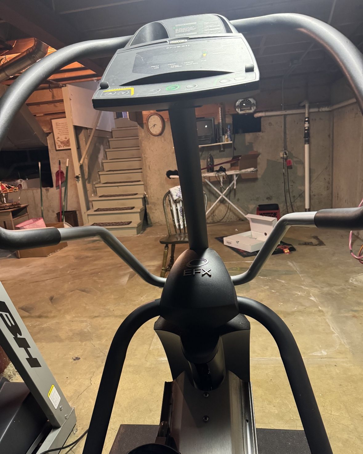 Elliptical in good condition works well $30