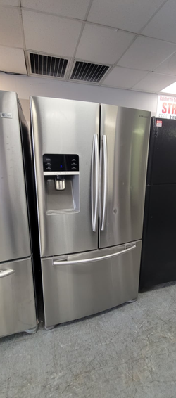 Samsung French Door Fridge – Stainless, Ice/Water Dispenser
