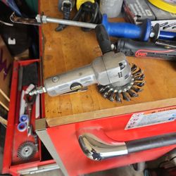 Central Pneumatic Grinder