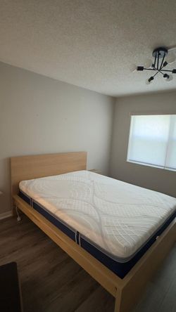 Almost new Ikea Malm bed frame
