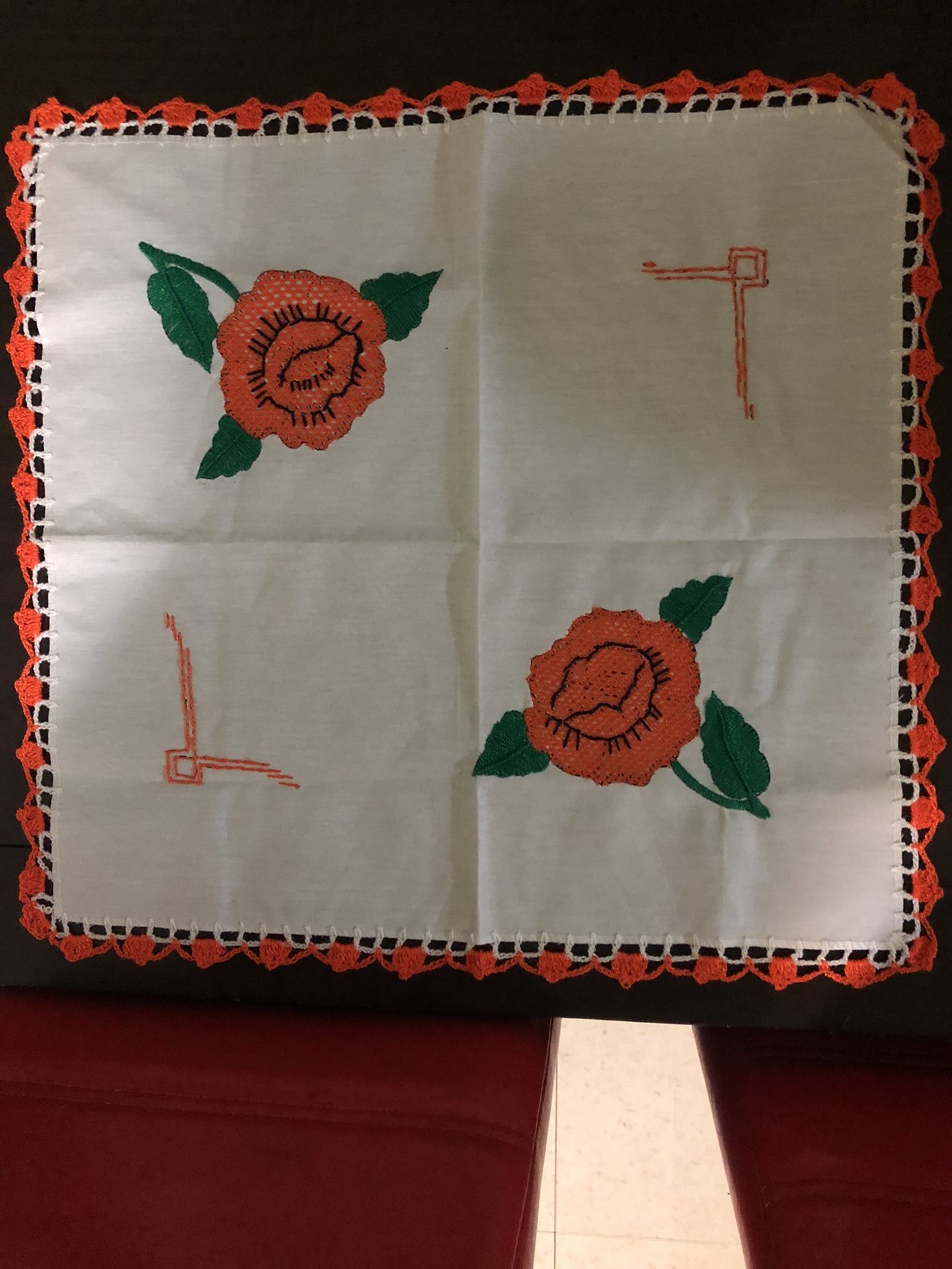 Servilleta bordada a mano