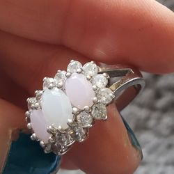 Pale pink, white  Ring Sz 8