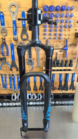 Rockshox lyrik 27"  7.75 steer