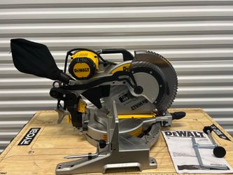 Dewalt 15 Amp Corded 12 in. Compound Double Bevel Miter Saw