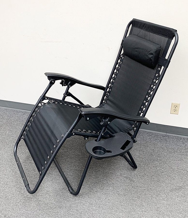 New in box $35 each Adjustable Zero Gravity Lounge Chair Recliner for Patio Pool w/ Cup Holder (2 Colors)