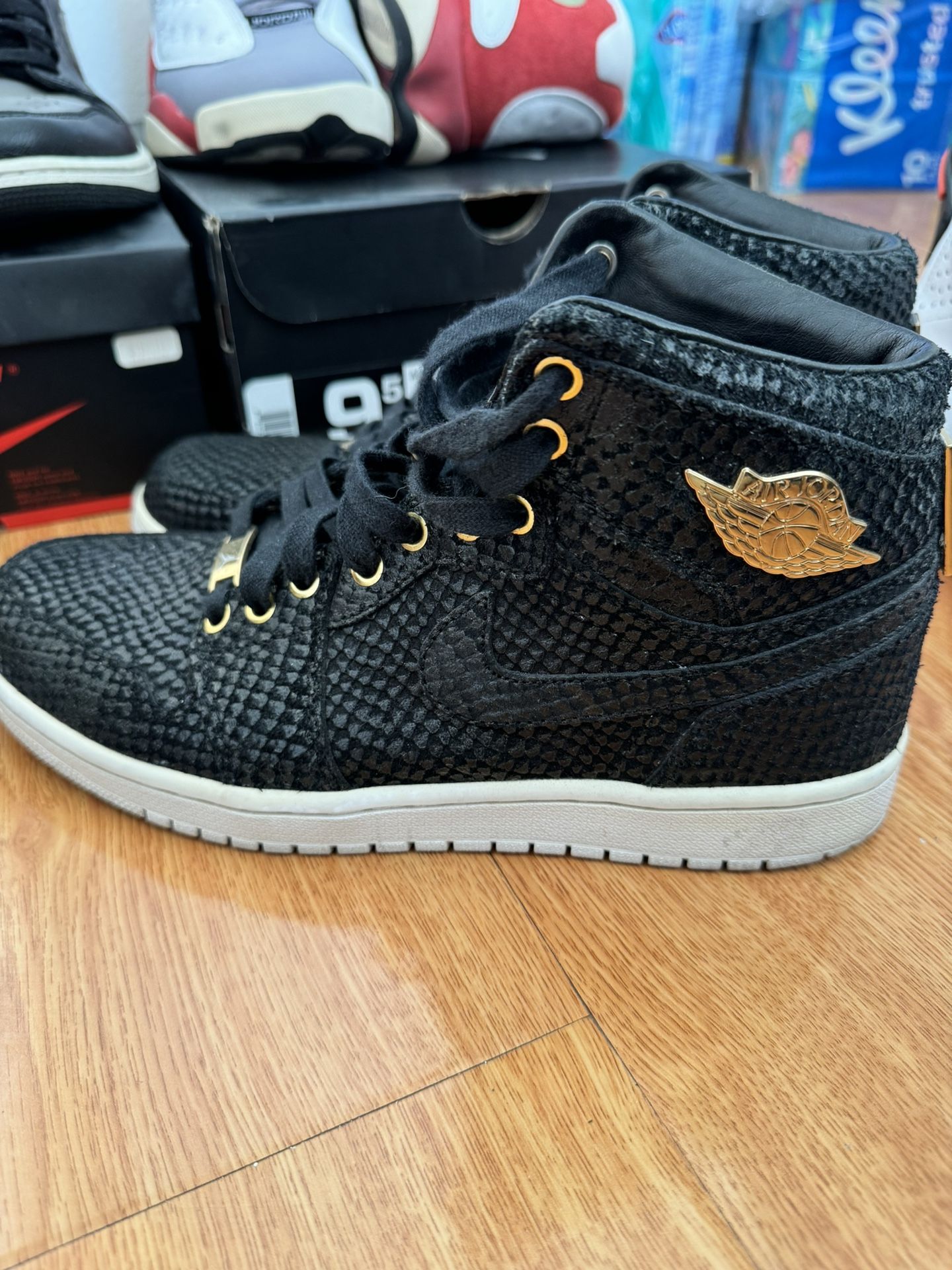 Jordan Retro 1 size 9.5