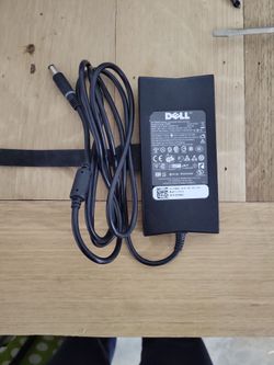 Dell AC Power Adapter 19.5v FA90PE1